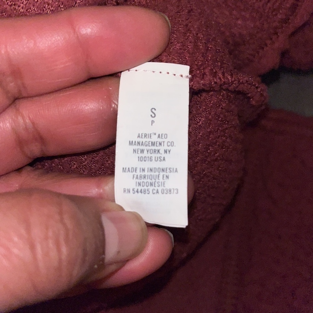 Aerie Dream Sherpa Burgundy Womens 1/4 Zip Soft Pullover Sweatshirt Size Small - Picture 7 of 8